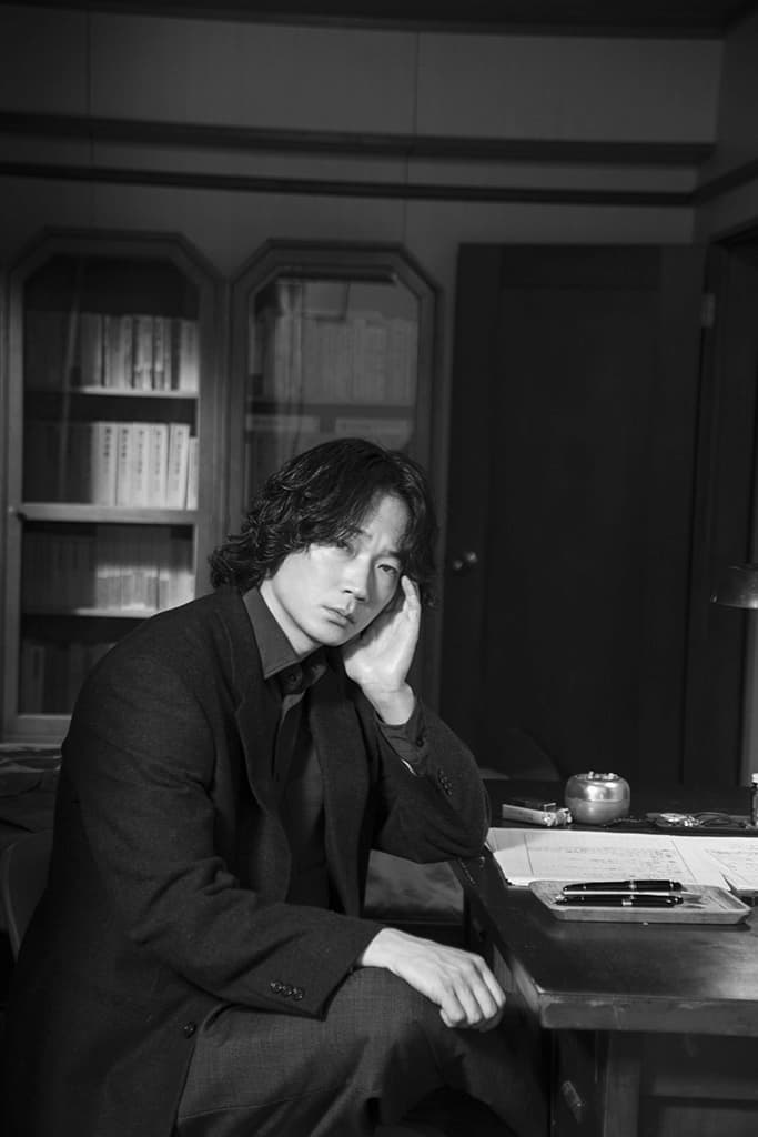 映画『星と月は天の穴』